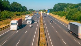 Arriva la prima tratta autostradale elettrificata al mondo: come funziona