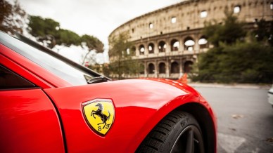 Ferrari, reazione dura ai dazi di Trump: scelta drastica