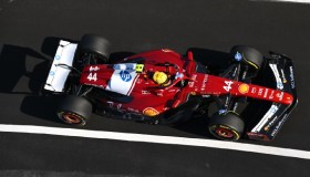 Qual è stato l’errore di Ferrari alla base della squalifica di Hamilton in Cina