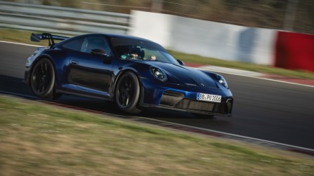Questa è l’auto con cambio manuale più veloce al Nürburgring