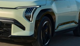 Kia EV3, l’auto del 2025 con tecnologie premium e un prezzo che sorprende