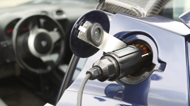 Rivoluzione in arrivo per le auto elettriche di Stellantis