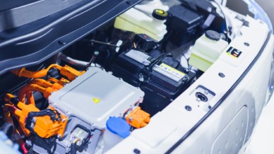 Come funzionano realmente le batterie delle auto elettriche