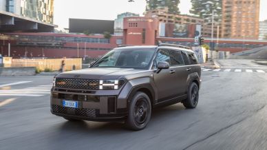 Ibrido e con contenuti premium: è il D-SUV da battere?