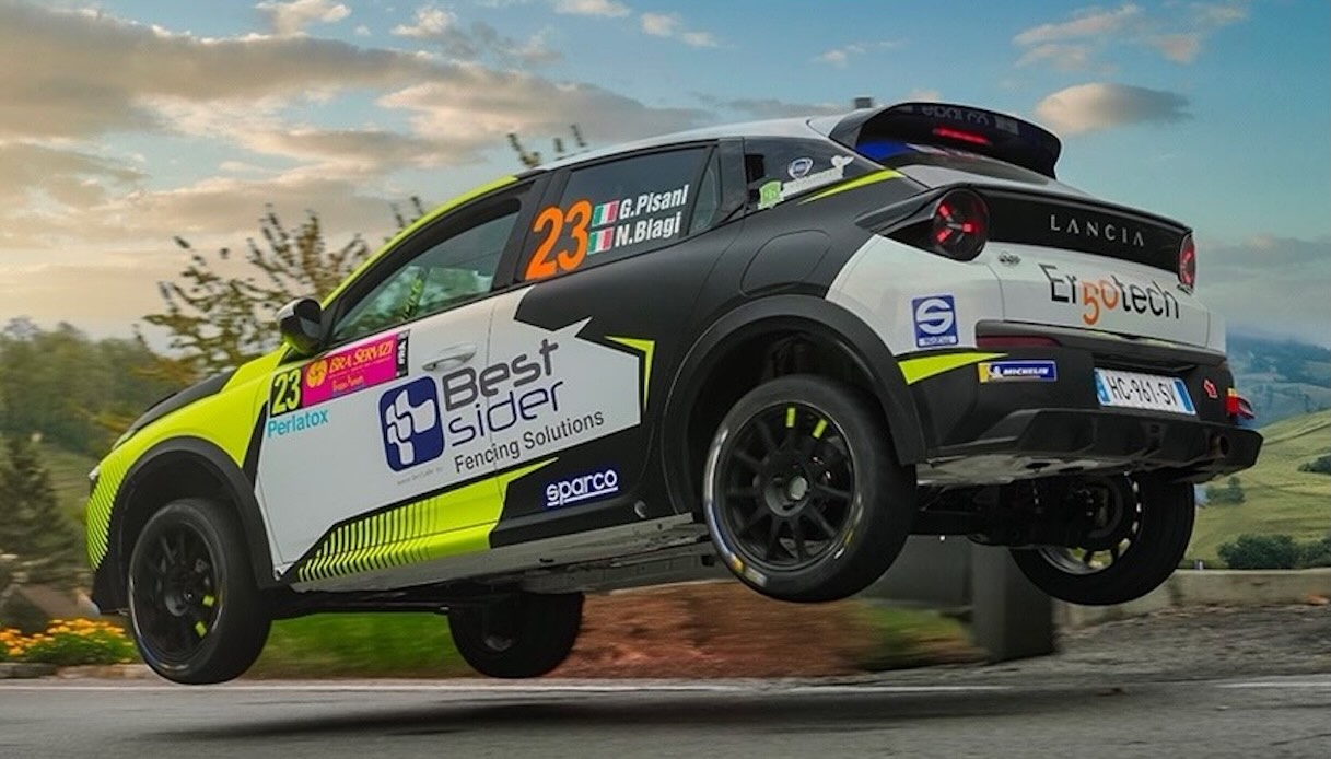 https://www.virgilio.it/motori/wp-content/uploads/sites/4/2025/05/Lancia-Ypsilon-Rally4-HF-Targa-Florio.jpeg