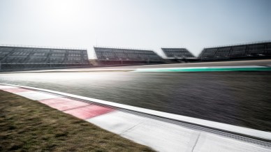 Autodromo in giardino: circuito privato da 200 milioni