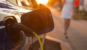 Incentivi auto elettriche, come funzionano: fino a 11mila euro di vantaggi