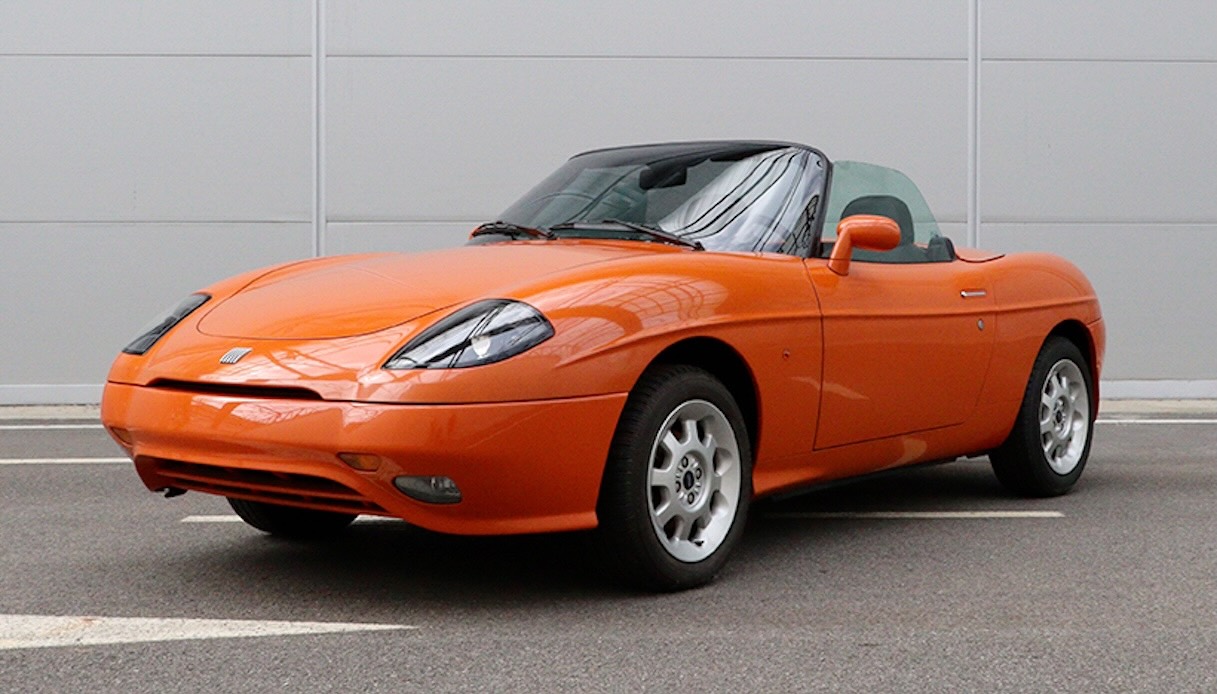 https://www.virgilio.it/motori/wp-content/uploads/sites/4/2025/05/fiat-barchetta.jpeg