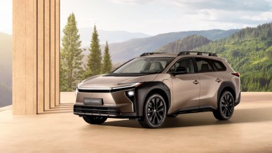 SUV dall'autonomia spaziale: è il più potente del marchio