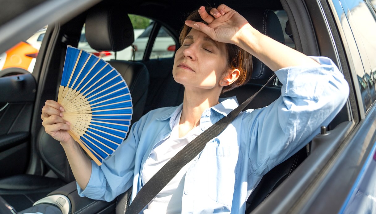 https://www.virgilio.it/motori/wp-content/uploads/sites/4/2025/06/coprisedile-auto-ventilato-estate.jpeg