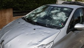 Auto danneggiata dalla grandine: la copertura assicurativa ti salva il portafoglio