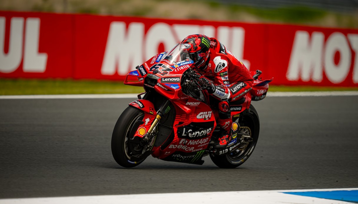 https://www.virgilio.it/motori/wp-content/uploads/sites/4/2025/07/Marquez-Ducati-MotoGP-Germania.jpg