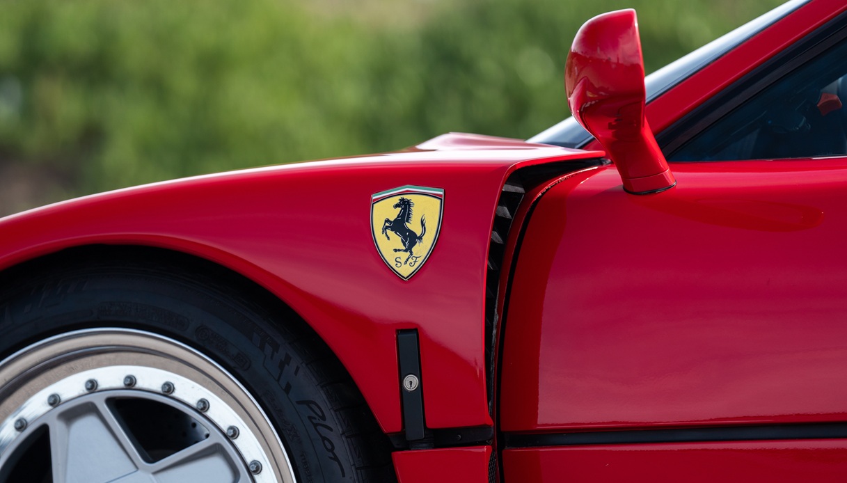https://www.virgilio.it/motori/wp-content/uploads/sites/4/2025/07/ferrari-f40.jpg
