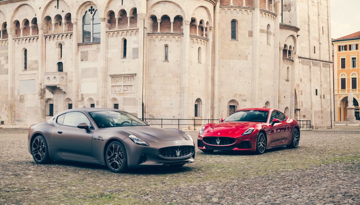 https://www.virgilio.it/motori/wp-content/uploads/sites/4/2025/08/maserati-mirafiori.jpg