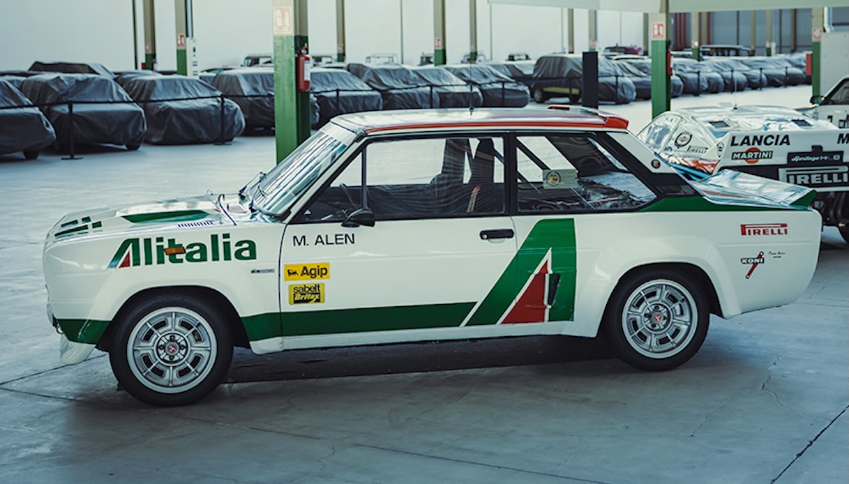 Fiat 131 Abarth: da berlina di famiglia a mito dei rally