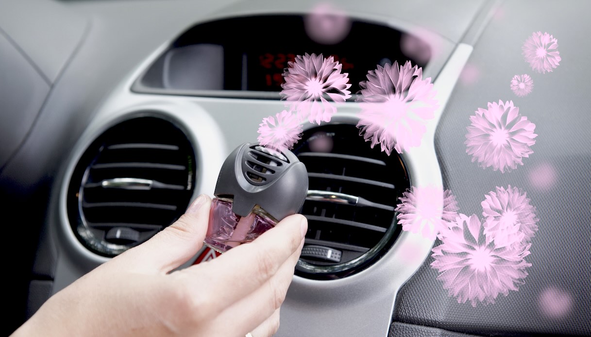 https://www.virgilio.it/motori/wp-content/uploads/sites/4/2025/09/migliori-profumatori-per-auto.jpeg