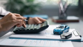 Rc auto 2025: prezzi in aumento? Come abbassare subito il premio