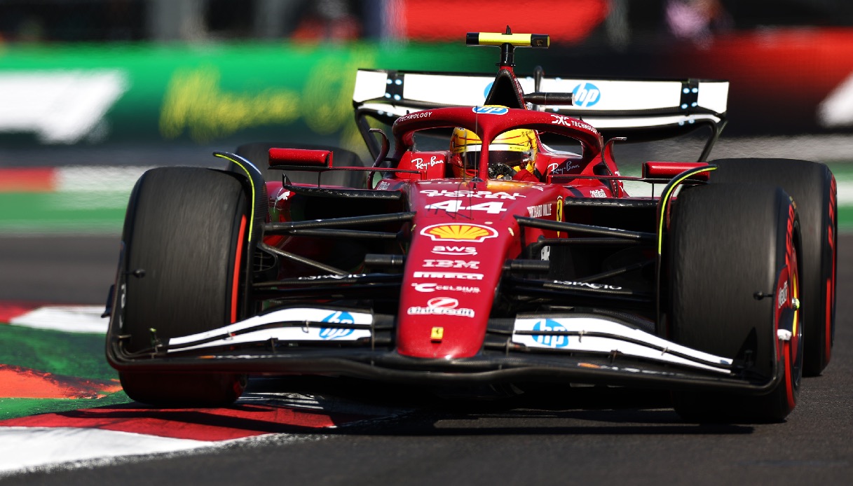 https://www.virgilio.it/motori/wp-content/uploads/sites/4/2025/10/Lewis-Hamilton-Ferrari-GP-Messico.jpg