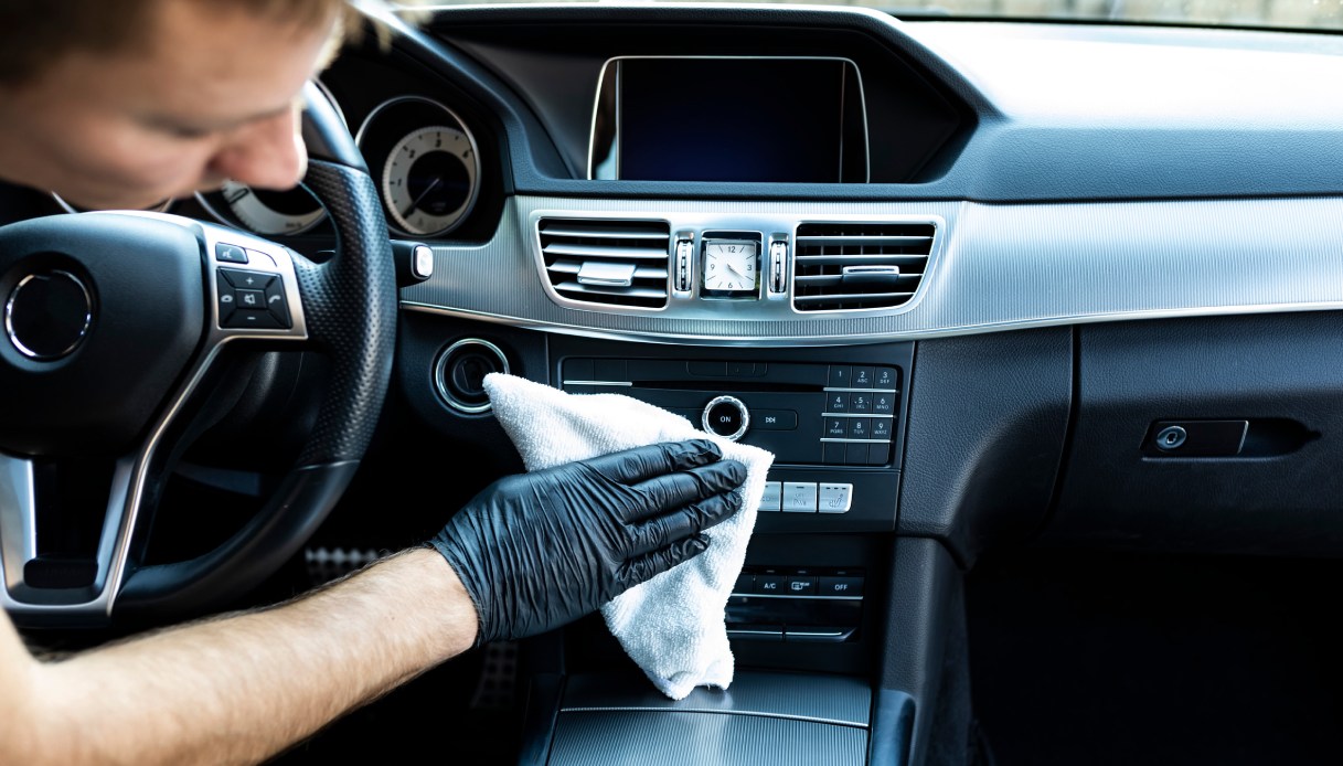 https://www.virgilio.it/motori/wp-content/uploads/sites/4/2025/10/Protezione-plastiche-interne-i-prodotti.jpg