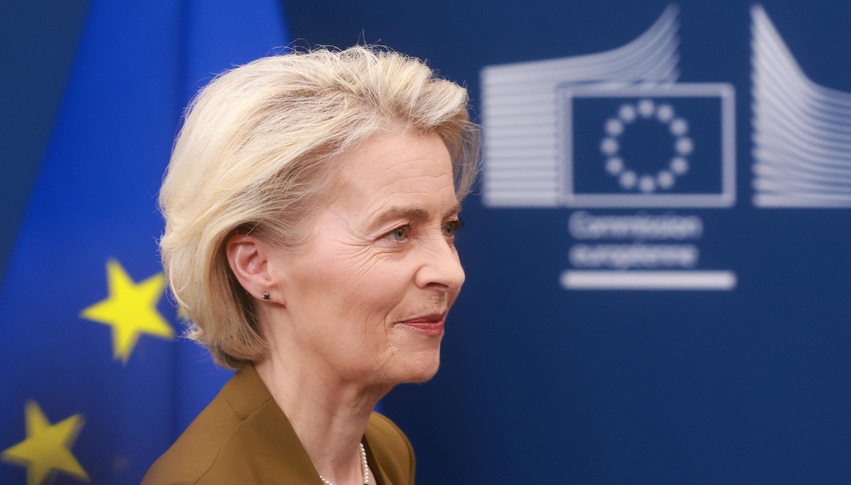 https://www.virgilio.it/motori/wp-content/uploads/sites/4/2025/10/Ursula-von-der-Leyen-Commissione-Ue.jpg
