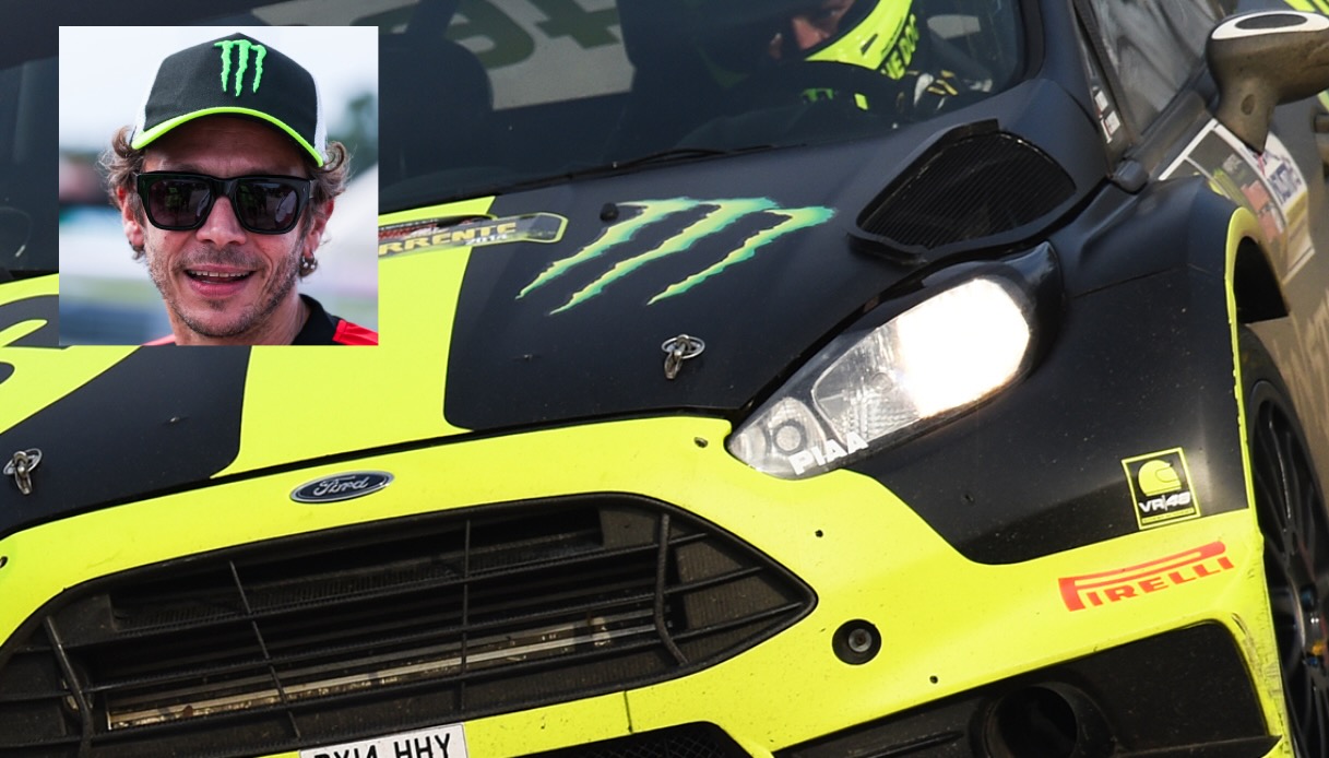 https://www.virgilio.it/motori/wp-content/uploads/sites/4/2025/10/Valentino-Rossi-Ford-Fiesta-asta.jpeg
