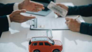 Erediti un’auto? Come funziona il passaggio di proprietà