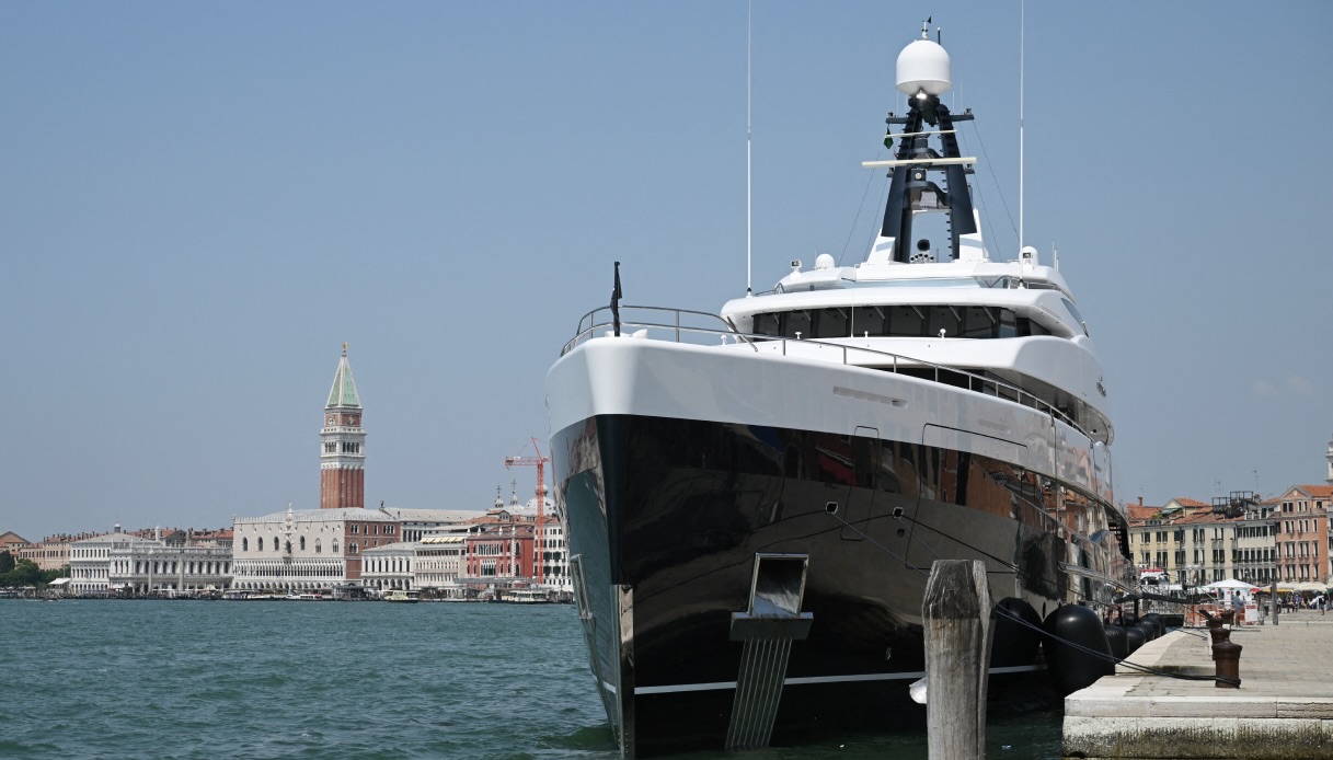 M'Brace: il superyacht dove il comfort batte la potenza